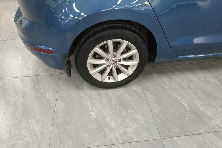 Used Volkswagen Golf Sportsvan 2019 280TSI Automatic Trendy Model China VI Standard Exterior 8