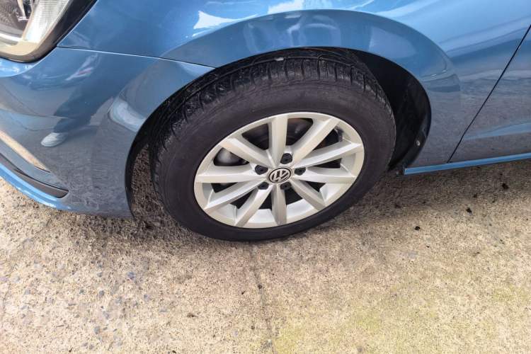 Used Volkswagen Golf Sportsvan 2019 280TSI Automatic Trendy Edition China V Standard Left Front Wheel Hub