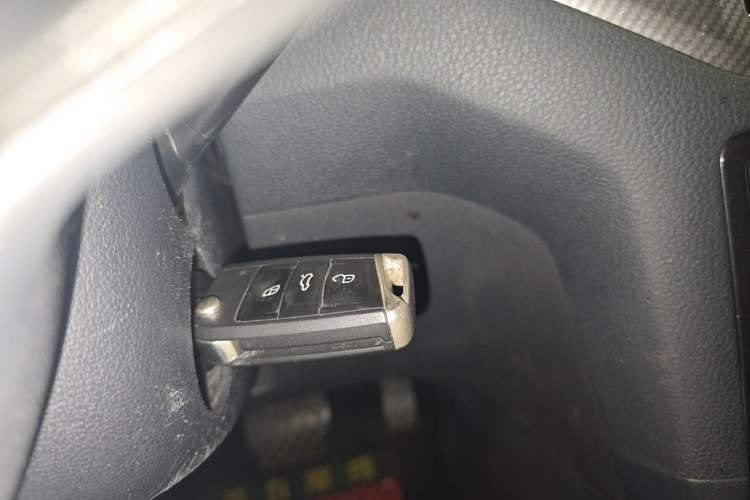Used Volkswagen Golf Sportsvan 2019 280TSI Automatic Trendy Edition China V Standard Vehicle Key