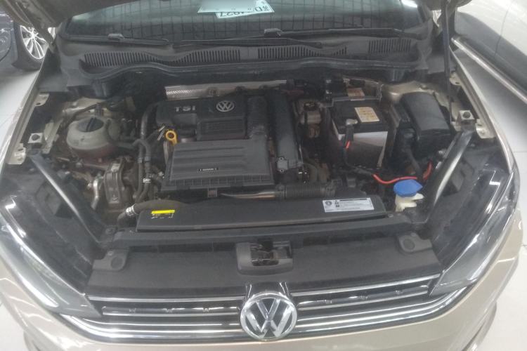 Used Volkswagen Golf Sportsvan 2019 280TSI Automatic Trendy Edition China V Standard Engine Bay