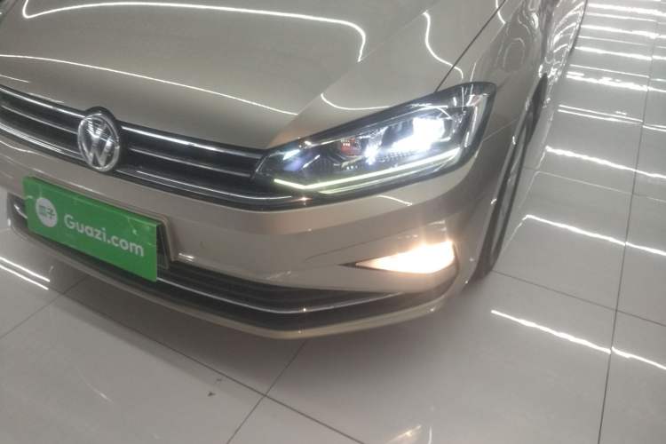 Used Volkswagen Golf Sportsvan 2019 280TSI Automatic Trendy Edition China V Standard Left Front Headlight