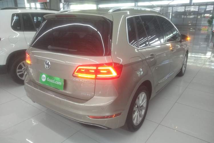 Used Volkswagen Golf Sportsvan 2019 280TSI Automatic Trendy Edition China V Standard Rear Right 45 Deg