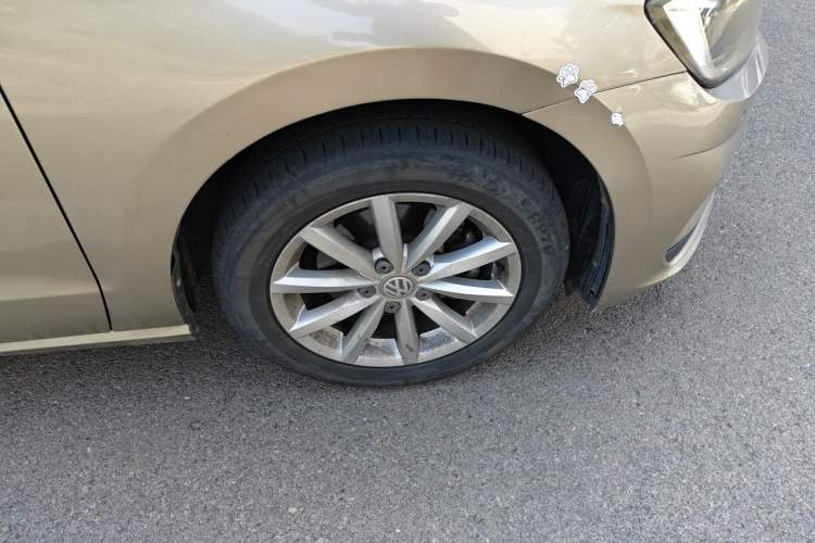 Used Volkswagen Golf Sportsvan 2019 280TSI Automatic Trendy Edition China V Standard Right Front Wheel Hub