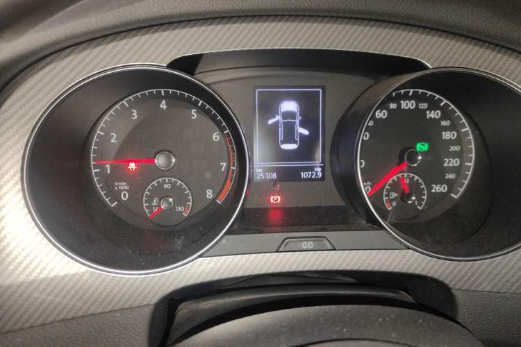 Used Volkswagen Golf Sportsvan 2019 280TSI Automatic Trendy Model China VI Standard Instrument Cluster