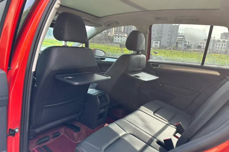 Used Volkswagen Golf Sportsvan 2019 280TSI Automatic Trendy Edition China V Standard Interior 3