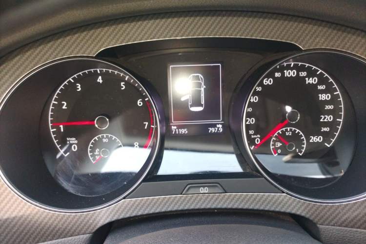 Used Volkswagen Golf Sportsvan 2019 280TSI Automatic Trendy Model China VI Standard Instrument Cluster