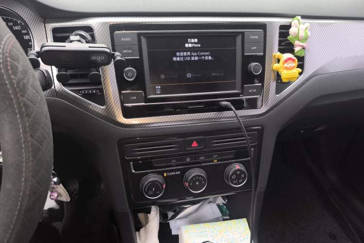 Used Volkswagen Golf Sportsvan 2019 280TSI Automatic Trendy Edition China V Standard Audio And AC Panel