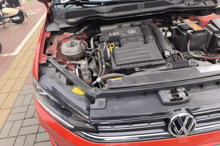 Used Volkswagen Golf Sportsvan 2019 280TSI Automatic Trendy Edition China V Standard Engine Bay Right