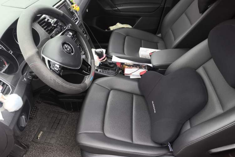 Used Volkswagen Golf Sportsvan 2019 280TSI Automatic Trendy Edition China V Standard Left Front Seat