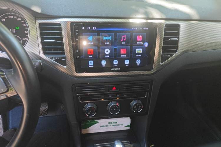 Used Volkswagen Golf Sportsvan 2019 280TSI Automatic Guardian Edition China V Standard Audio And AC Panel