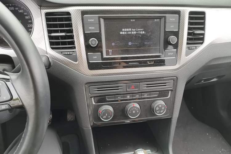 Used Volkswagen Golf Sportsvan 2019 280TSI Automatic Trendy Edition China V Standard Audio And AC Panel