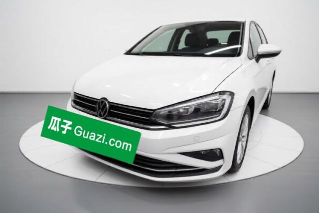 Volkswagen Golf Sportsvan 2019 200TSI Automatic C-HR Pure Version China VI Standard с пробегом