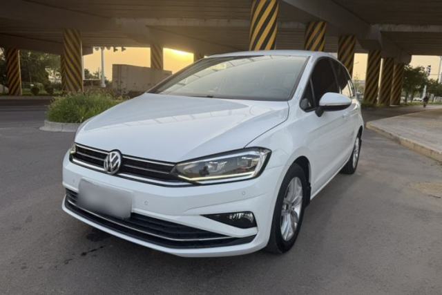 Ojetý Volkswagen Golf Sportsvan 2019 200TSI Automatic C-HR Pure Version China VI Standard