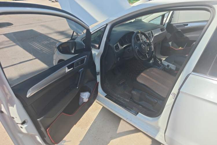 Used Volkswagen Golf Sportsvan 2019 280TSI Automatic Trendy Edition China V Standard Driver Seat