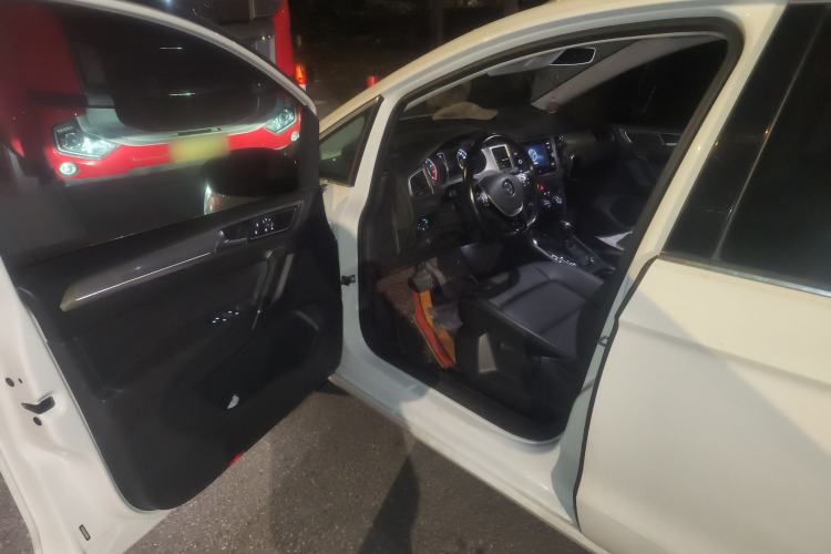 Used Volkswagen Golf Sportsvan 2019 280TSI Automatic Trendy Edition China V Standard Driver Seat