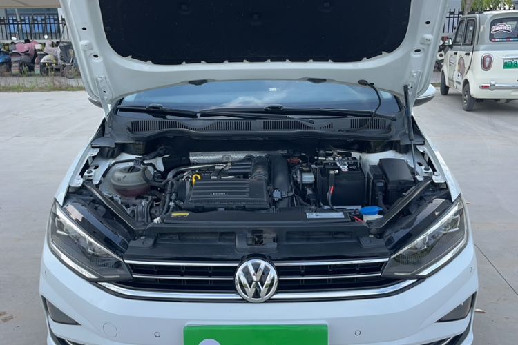 Used Volkswagen Golf Sportsvan 2019 280TSI Automatic Trendy Edition China V Standard Engine Bay