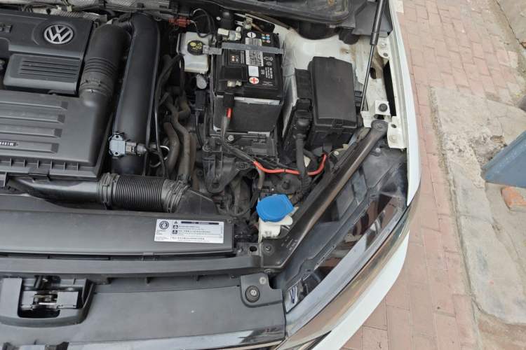 Used Volkswagen Golf Sportsvan 2019 280TSI Automatic Trendy Edition China V Standard Engine Bay Left