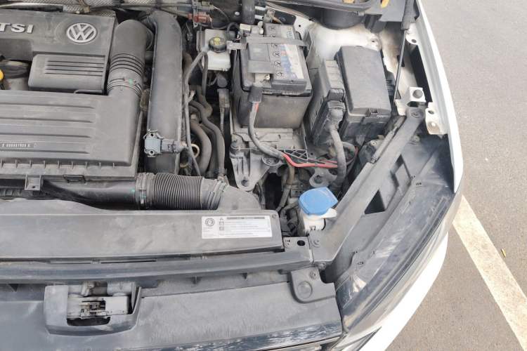 Used Volkswagen Golf Sportsvan 2019 280TSI Automatic Trendy Edition China V Standard Engine Bay Left