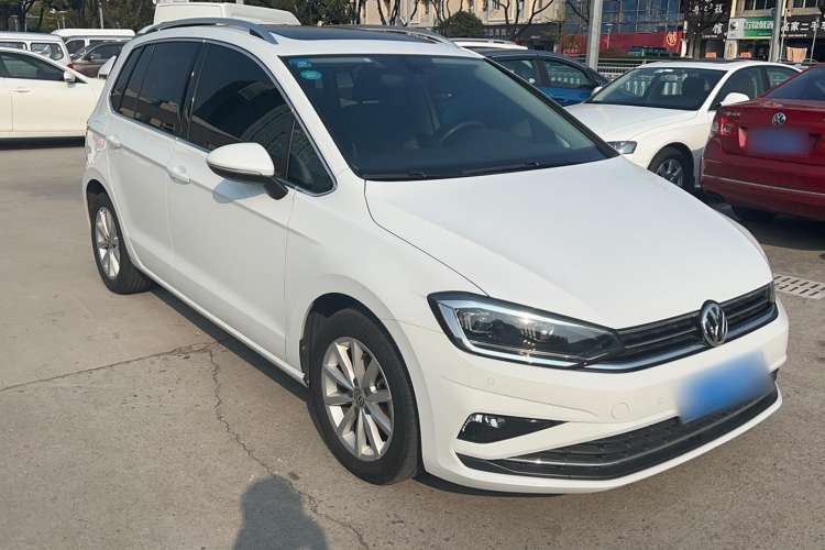 Used Volkswagen Golf Sportsvan 2019 280TSI Automatic Trendy Model China VI Standard Exterior 2