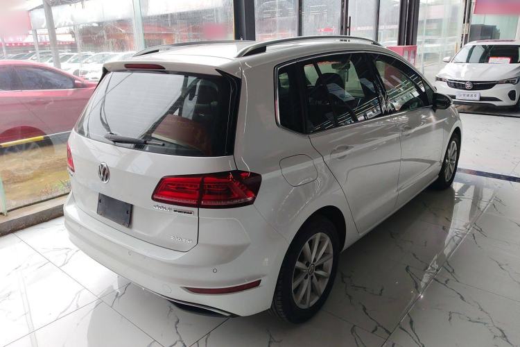 Used Volkswagen Golf Sportsvan 2019 280TSI Automatic Trendy Model China VI Standard Exterior 3
