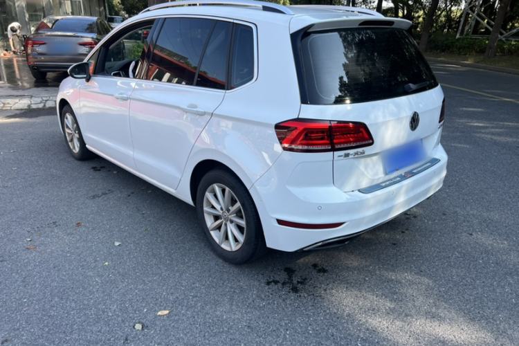 Used Volkswagen Golf Sportsvan 2019 280TSI Automatic Trendy Model China VI Standard Exterior 3
