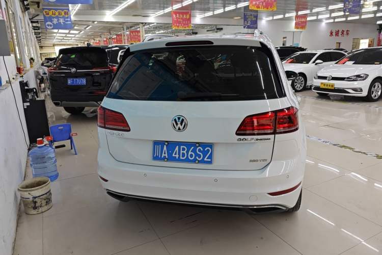 Used Volkswagen Golf Sportsvan 2019 280TSI Automatic Trendy Model China VI Standard Exterior 4