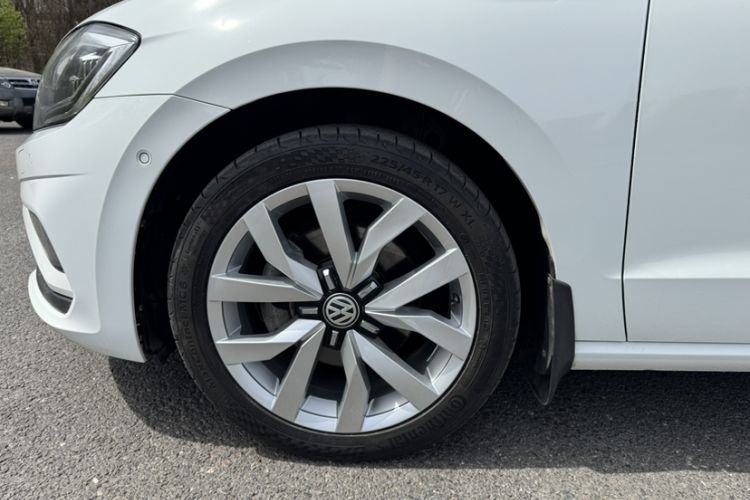 Used Volkswagen Golf Sportsvan 2019 280TSI Automatic Voyage Model China V Standard Exterior 8