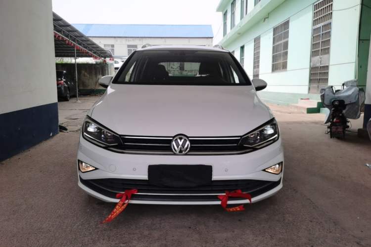Used Volkswagen Golf Sportsvan 2019 280TSI Automatic Trendy Model China VI Standard Front