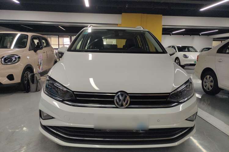 Used Volkswagen Golf Sportsvan 2019 280TSI Automatic Trendy Model China VI Standard Front