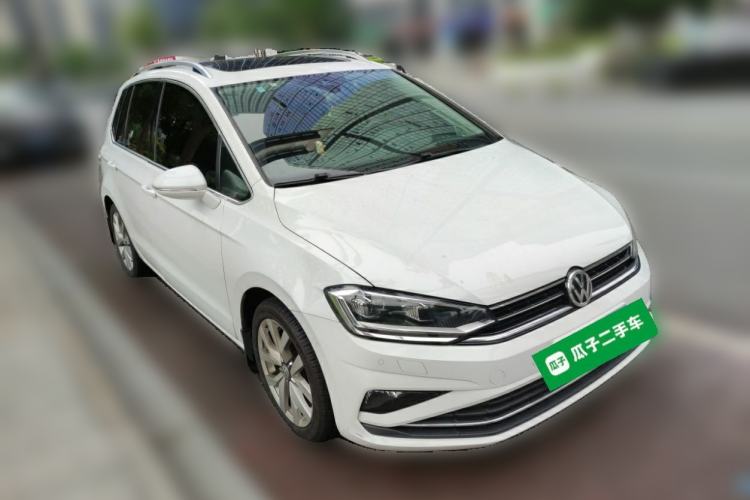 Used Volkswagen Golf Sportsvan 2019 280TSI Automatic Voyageur Model China VI Standard Front Right 45 Deg