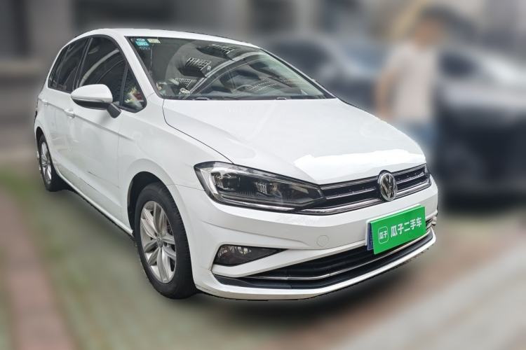 Used Volkswagen Golf Sportsvan 2019 1.6L Automatic Pure Model China V Standard Front Right 45 Deg