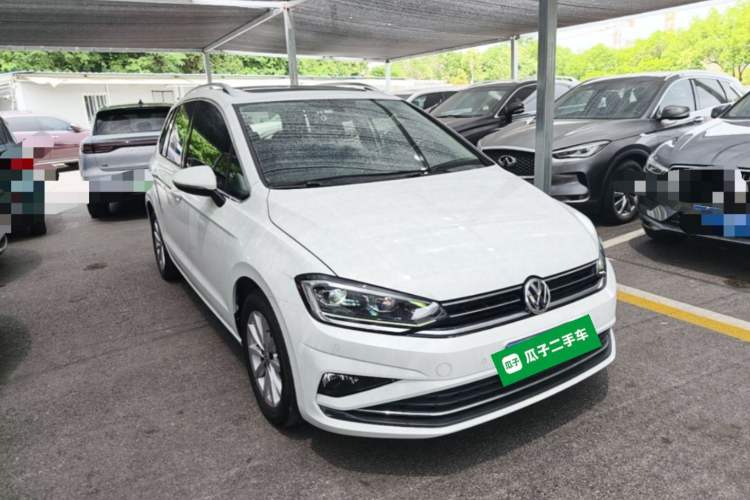 Used Volkswagen Golf Sportsvan 2019 280TSI Automatic Trendy Model China VI Standard Front Right 45 Deg