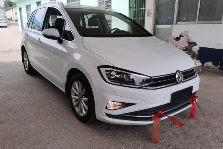Used Volkswagen Golf Sportsvan 2019 280TSI Automatic Trendy Model China VI Standard Front Right 45 Deg