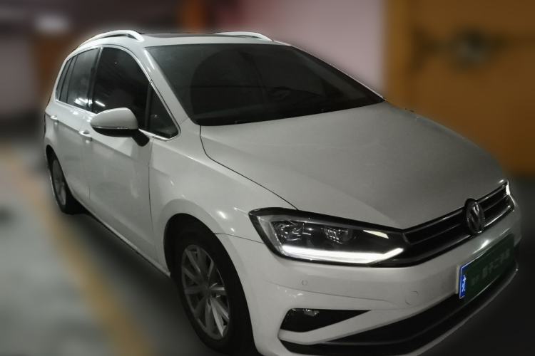 Used Volkswagen Golf Sportsvan 2019 280TSI Automatic Trendy Model China VI Standard Front Right 45 Deg