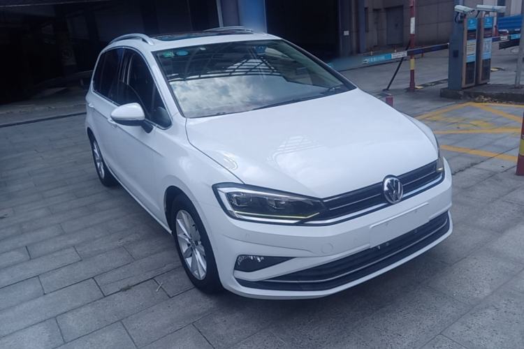Used Volkswagen Golf Sportsvan 2019 280TSI Automatic Trendy Model China VI Standard Front Right 45 Deg
