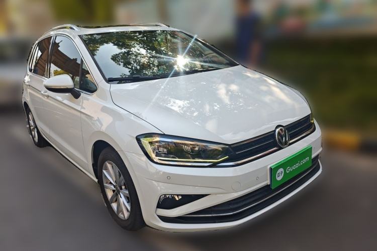 Used Volkswagen Golf Sportsvan 2019 280TSI Automatic Trendy Model China VI Standard Front Right 45 Deg