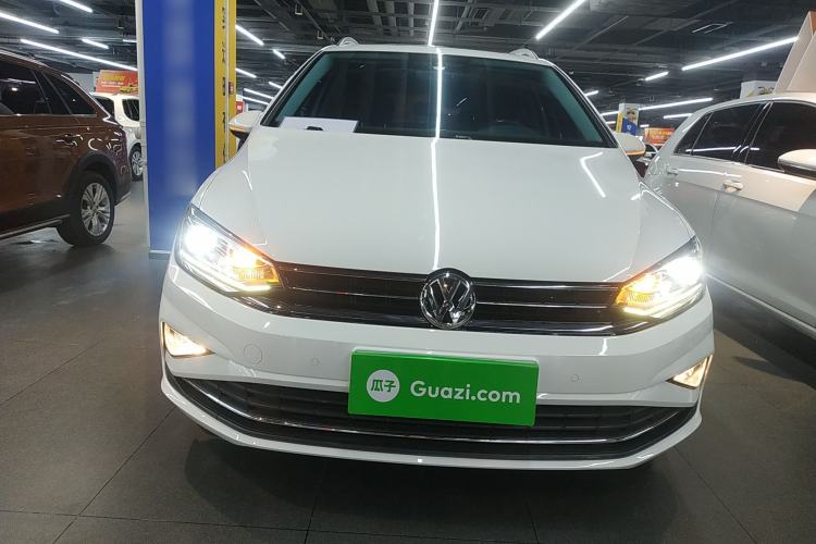 Used Volkswagen Golf Sportsvan 2019 280TSI Automatic Trendy Model China VI Standard Front