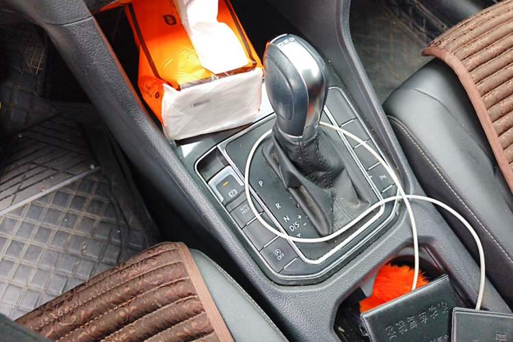 Used Volkswagen Golf Sportsvan 2019 280TSI Automatic Trendy Model China VI Standard Gear Lever