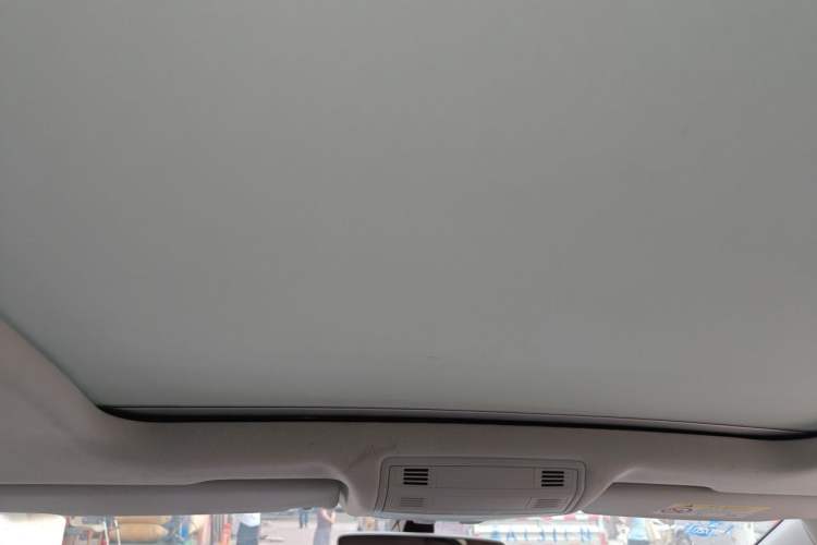 Used Volkswagen Golf Sportsvan 2019 280TSI Automatic Trendy Edition China V Standard Headliner