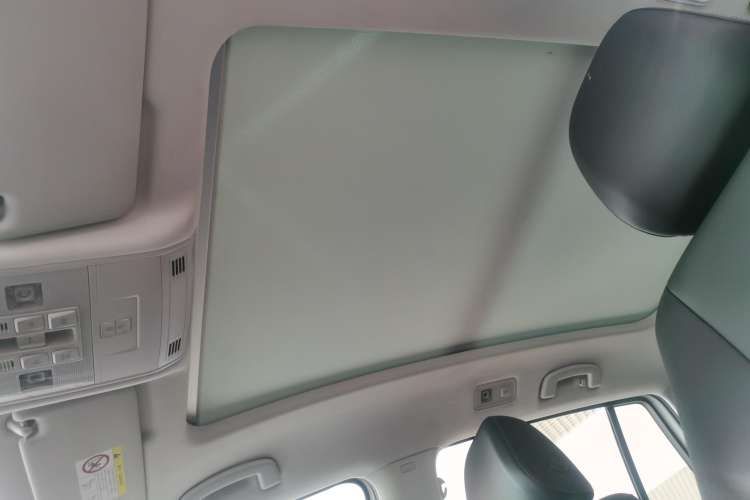 Used Volkswagen Golf Sportsvan 2019 280TSI Automatic Trendy Model China VI Standard Headliner