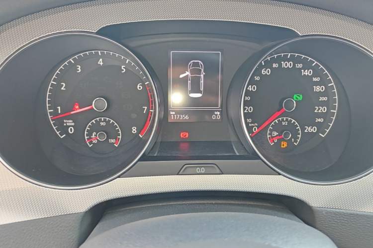 Used Volkswagen Golf Sportsvan 2019 1.6L Automatic Pure Model China V Standard Instrument Cluster