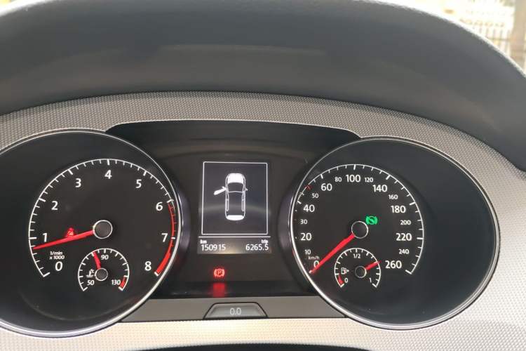 Used Volkswagen Golf Sportsvan 2019 1.6L Automatic Pure Model China V Standard Instrument Cluster