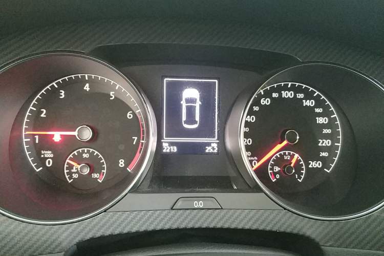 Used Volkswagen Golf Sportsvan 2019 280TSI Automatic Trendy Model China VI Standard Instrument Cluster