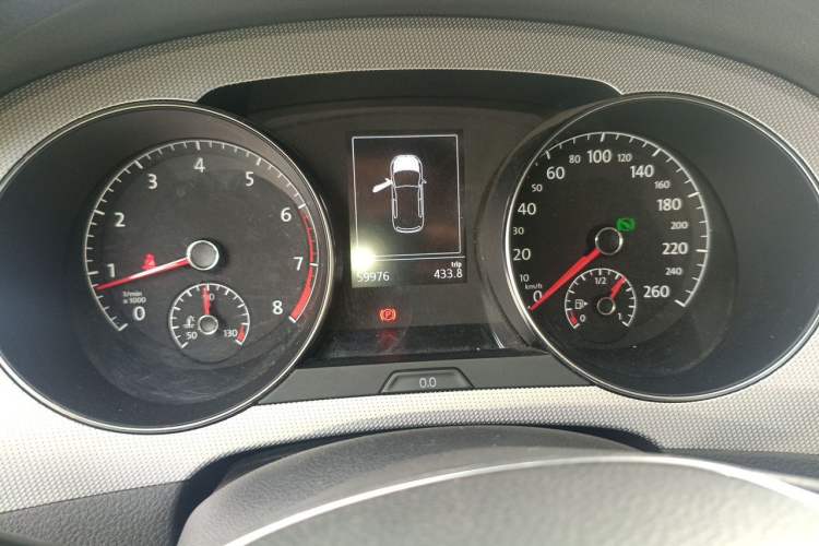 Used Volkswagen Golf Sportsvan 2019 1.6L Automatic Pure Model China V Standard Instrument Cluster