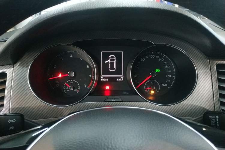 Used Volkswagen Golf Sportsvan 2019 280TSI Automatic Trendy Model China VI Standard Instrument Cluster