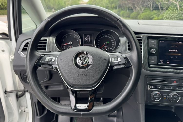 Used Volkswagen Golf Sportsvan 2019 280TSI Automatic Guardian Edition China V Standard Interior 2