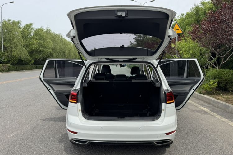 Used Volkswagen Golf Sportsvan 2019 280TSI Automatic Guardian Edition China V Standard Interior 7