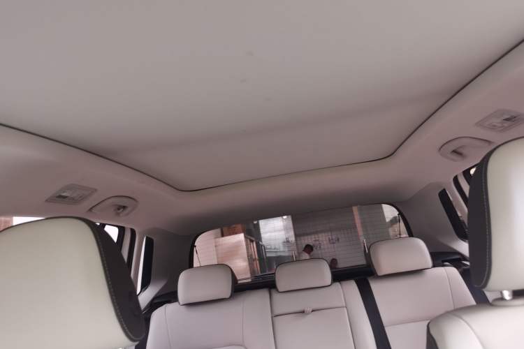 Used Volkswagen Golf Sportsvan 2019 280TSI Automatic Trendy Edition China V Standard Interior 9