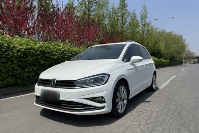 Ojetý Volkswagen Golf Sportsvan 2019 280TSI Automatic Sentinel Model China VI Standard
