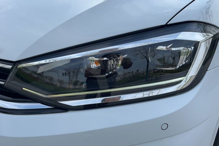 Used Volkswagen Golf Sportsvan 2019 280TSI Automatic Trendy Edition China V Standard Left Front Headlight